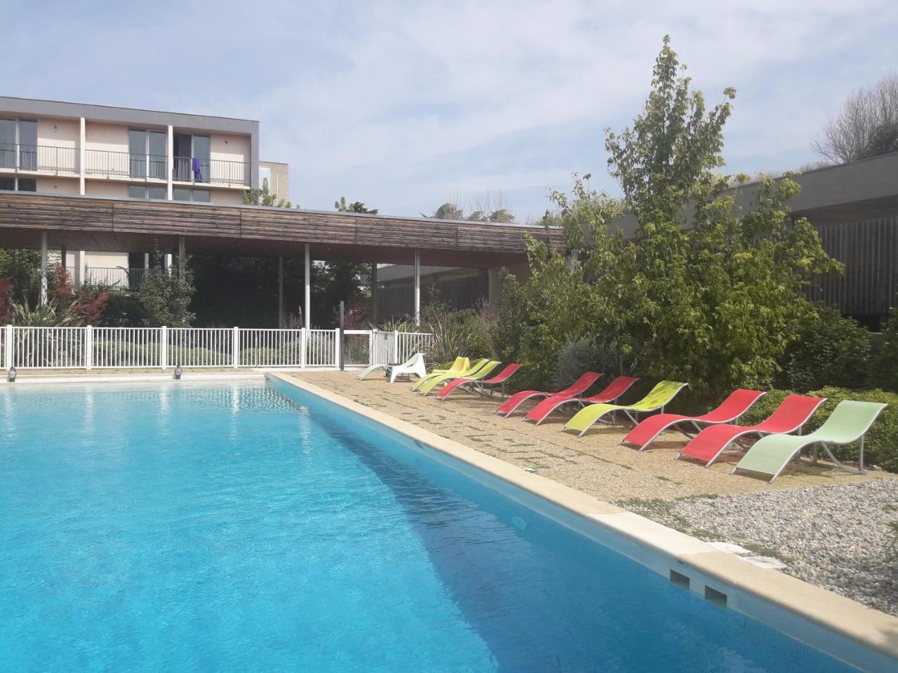 Yes Hotel Avignon Exterior foto